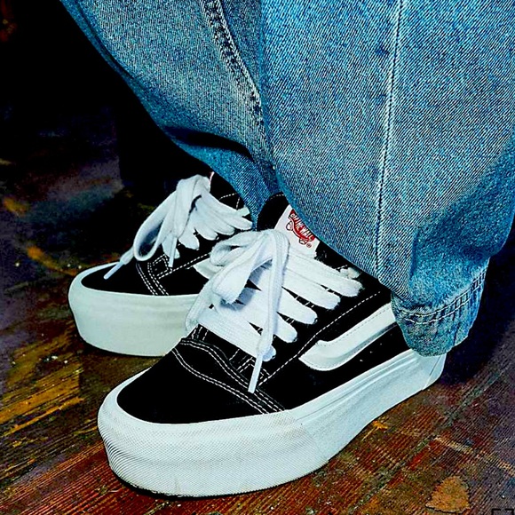 Vans Knu Stack Shoe Black & White Sneakers 6.5 - Picture 1 of 16